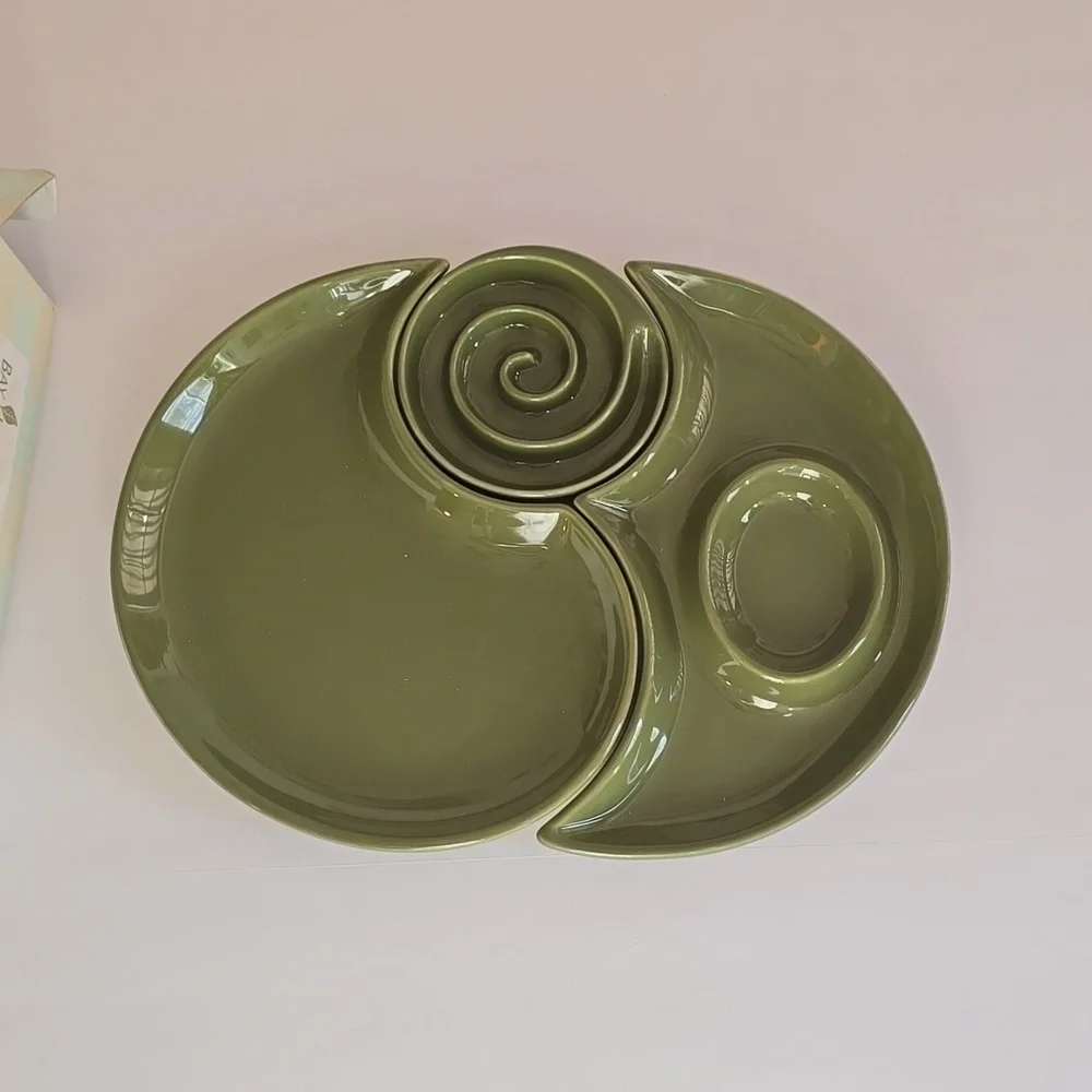 New Open Box Royal Doulton Bay Leaves 3 pcs Chip Dip Dark Green Portugal